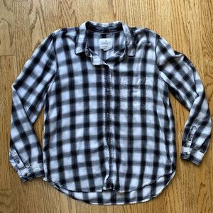 American Eagle Plaid Button Up